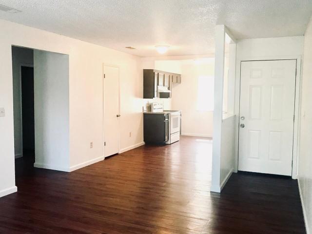 Apartment for rent in Bakersfield, California