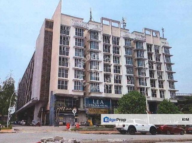 Shop for sale in Petaling, Damansara Damai