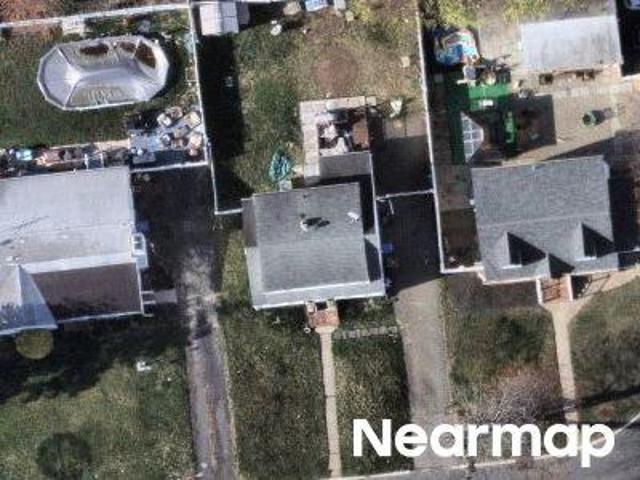 House for sale in Edison, New Jersey