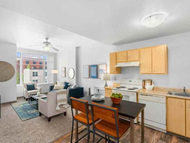 Apartment for rent in Chinatown, Portland
