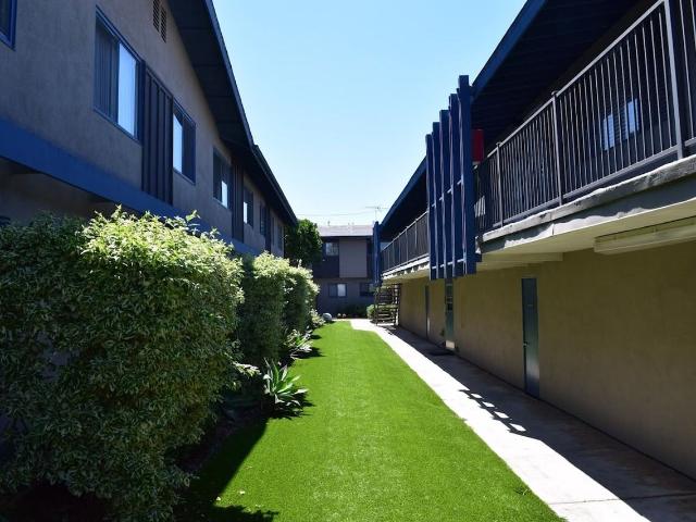 Apartment for rent in Costa Mesa, California
