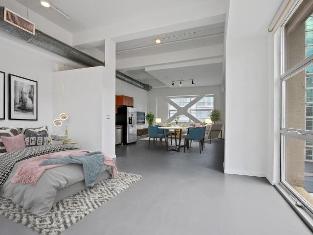 Apartment for rent in Canoga Park, California