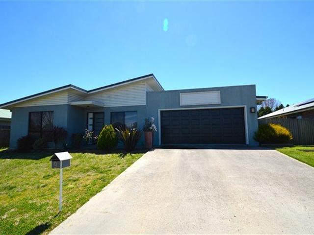 House for sale in Guyra, Armidale Regional Council