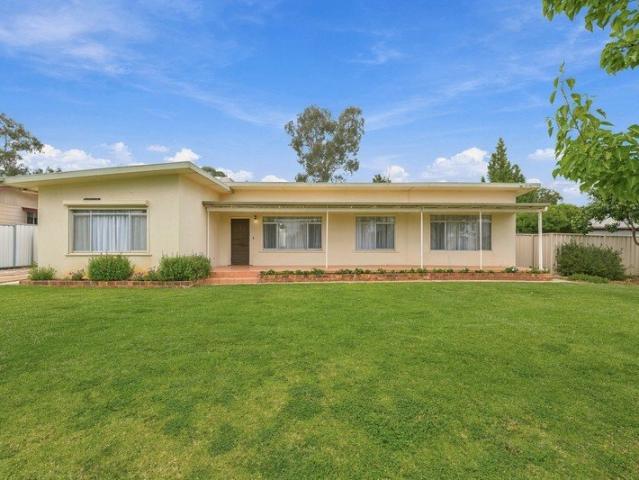 House for sale in Gol Gol, Wentworth Shire Council