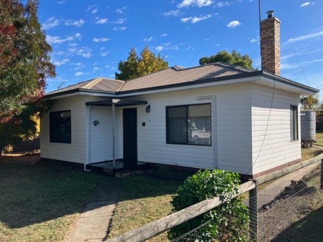 House for sale in Edenhope, Victoria