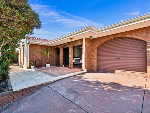 Duplex for sale in Spearwood, Western Australia