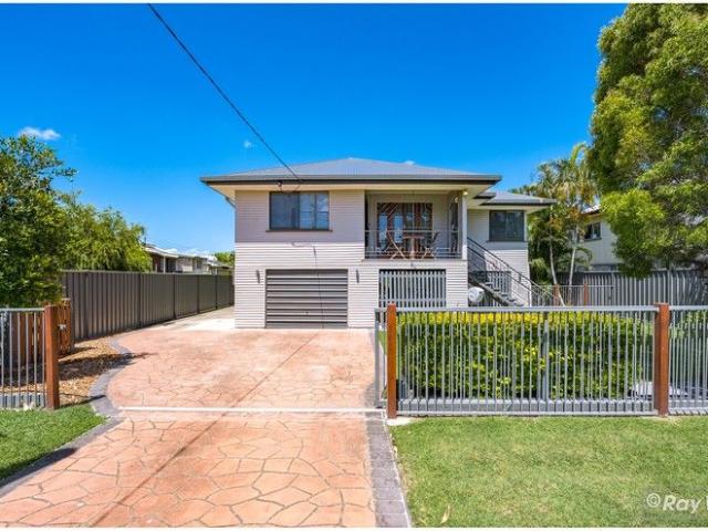 House for sale in Park Avenue