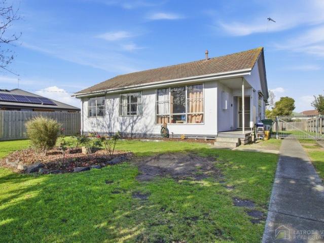 House for sale in Rosedale, Victoria