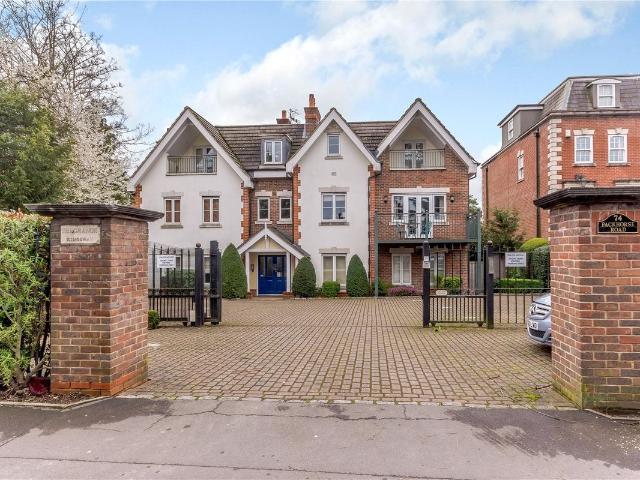 Apartment for rent in Denham, Gerrards Cross and Chalfonts Community Board, Gerrards Cross