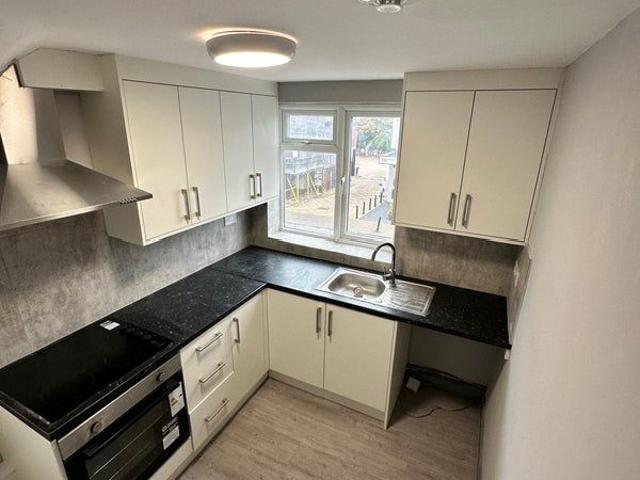 Room for rent in Denham, Gerrards Cross and Chalfonts Community Board, Gerrards Cross