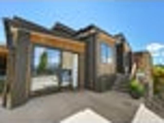 House for sale in Otakou