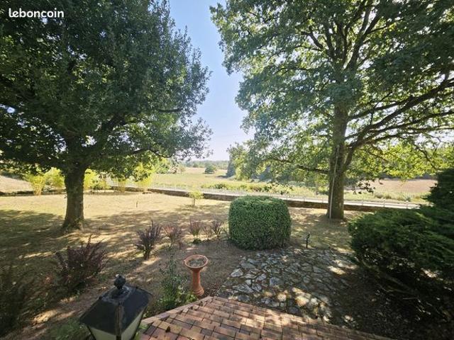 Maison vente à Nontron, Saint-jory-de-chalais