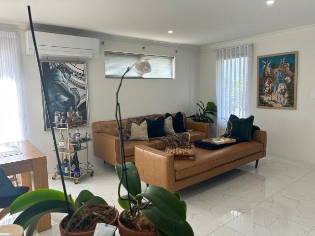 Room for rent in Padbury, Western Australia