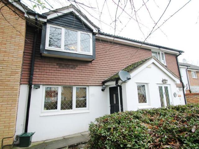 Apartment for rent in Yiewsley, Greater London