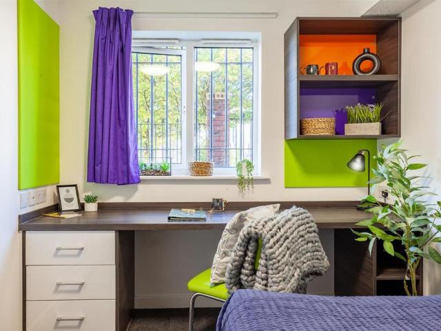 Apartment for rent in Calderstones