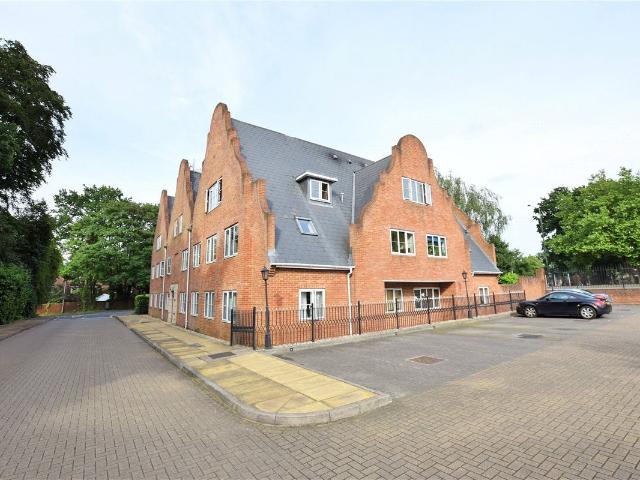 House for rent in Sunninghill and Ascot, Ascot