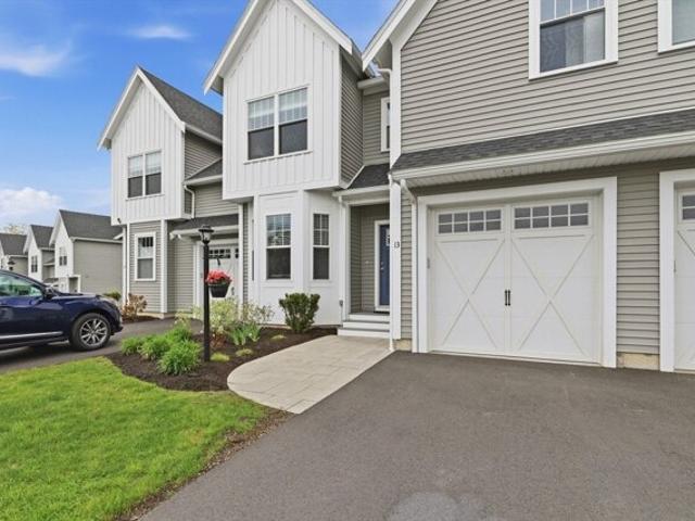 Condo for sale in Woburn, Massachusetts