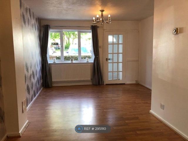 House for rent in Beechwood, Halton
