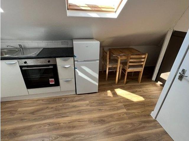 Studio for rent in Dollis Hill, Greater London