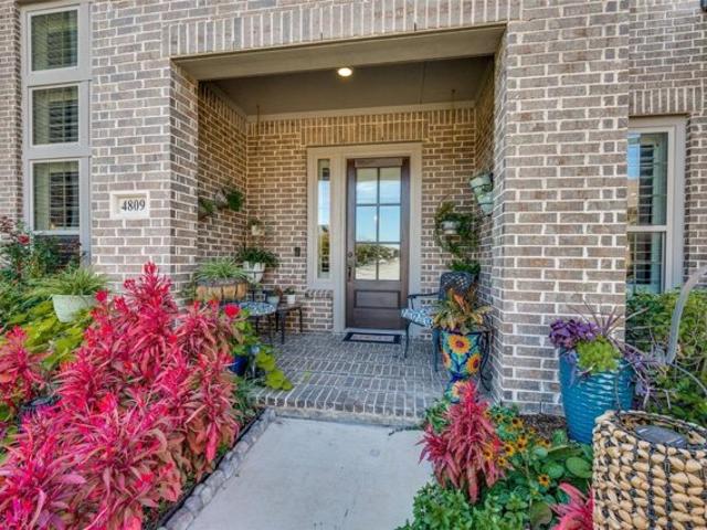 House for sale in Carrollton, Texas