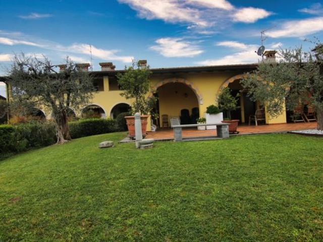 Appartamento in vendita a Padenghe Sul Garda, Lombardia