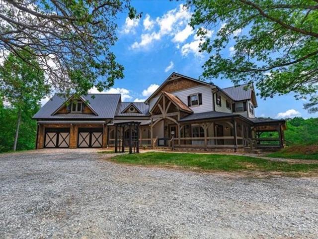 House for sale in Turtletown