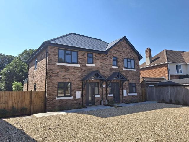 Apartment for rent in Spring Vale, Hampshire