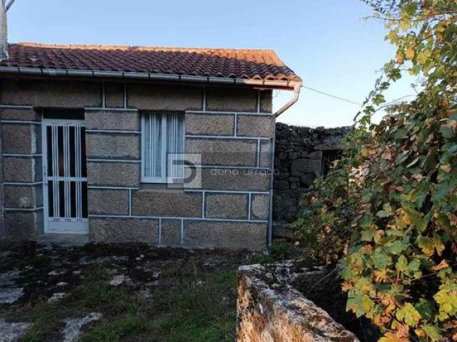 Casa en venta en Vilar De Barrio, Ourense