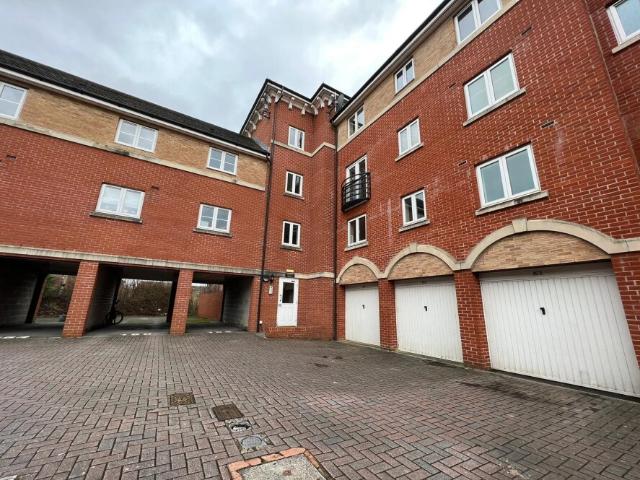 Apartment for rent in Churchward, Rodbourne