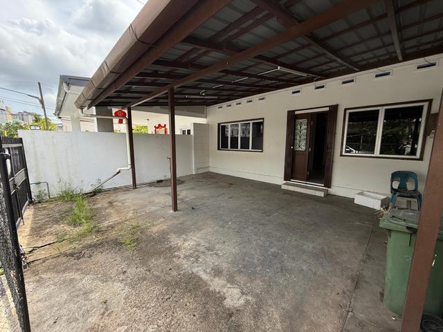 Terraced House for rent in Kuching