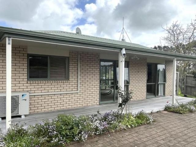House for rent in Awhitu, Oroua County