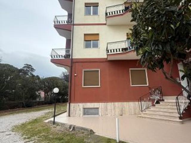 Appartamento in vendita a Capaccio, Campania