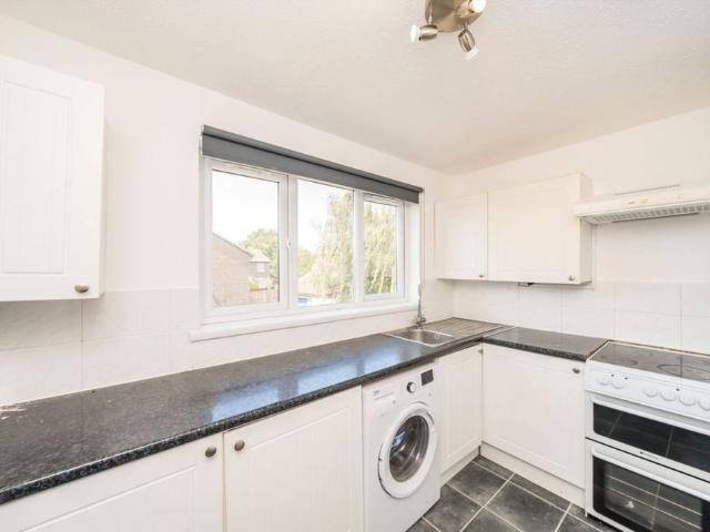 Apartment for rent in Hampton, Greater London