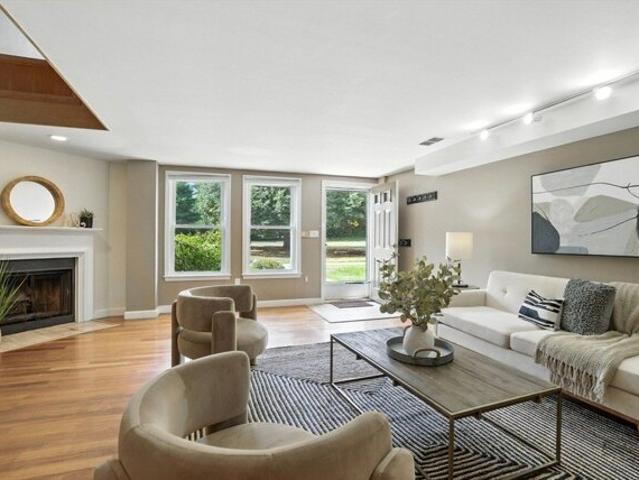 Condo for sale in Bedford, Massachusetts