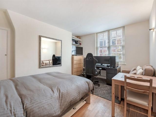 Studio for rent in Greater London