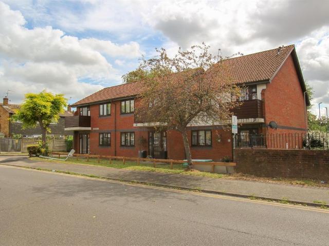 Apartment for rent in Greater London