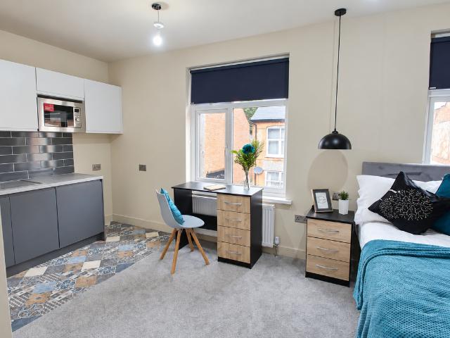 Room for rent in West End, Leicester