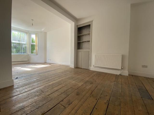 Apartment for rent in Leckwith, Cardiff