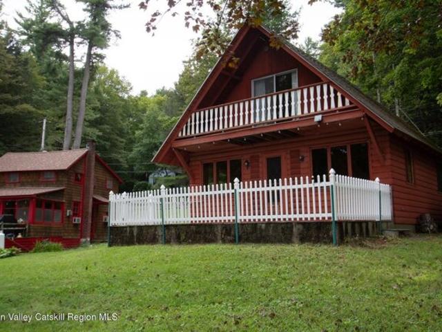 House for sale in Canaan, New York
