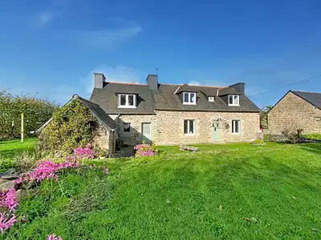 Maison vente à Guingamp, Bretagne