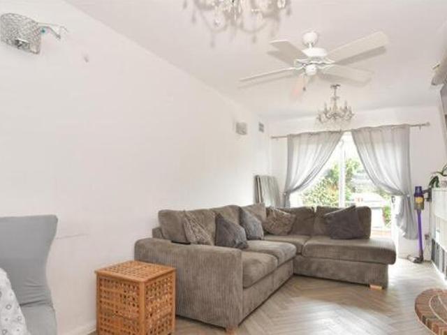 House for sale in Oad Street, Kent