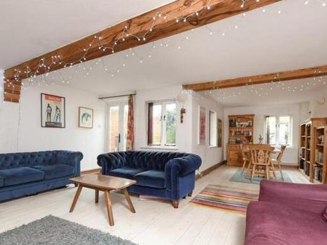 House for sale in Oad Street, Kent