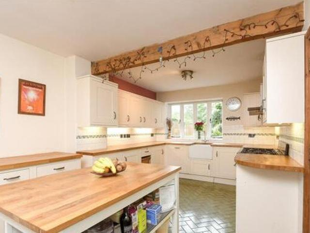 House for sale in Oad Street, Kent