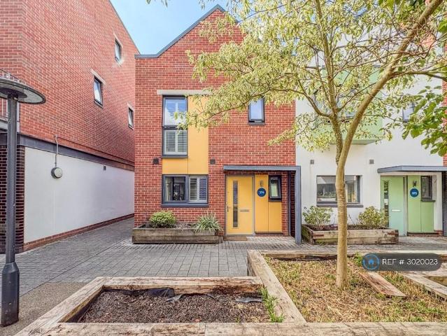 House for rent in St Philip's Marsh, Feckenham