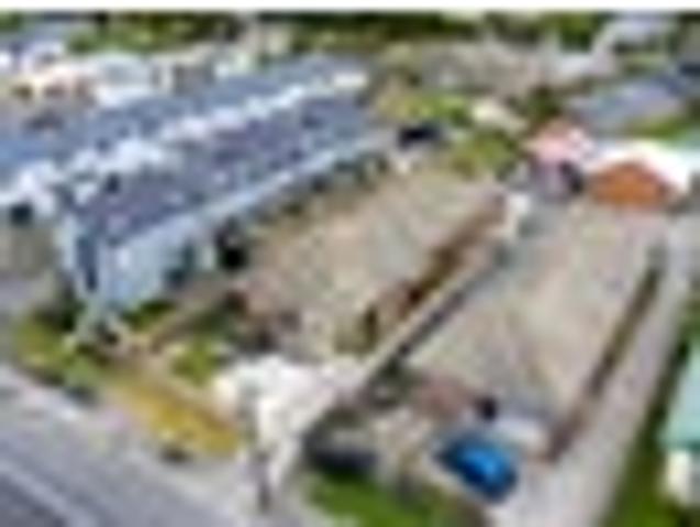 Townhouse for sale in Edgeware