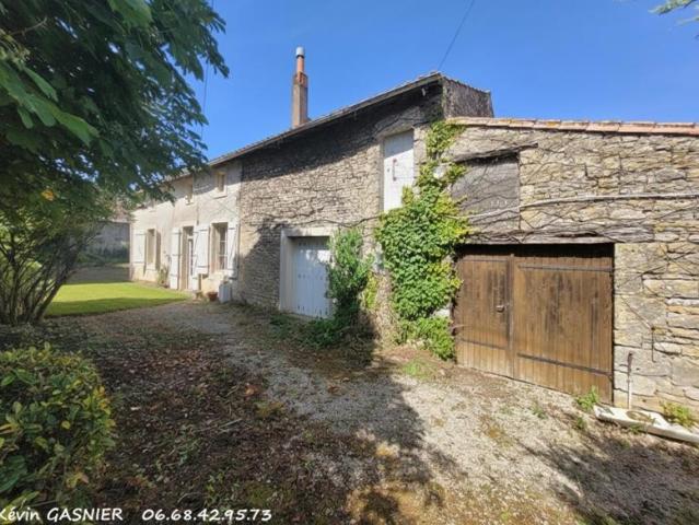 Maison vente à Confolens, Paizay-naudouin-embourie