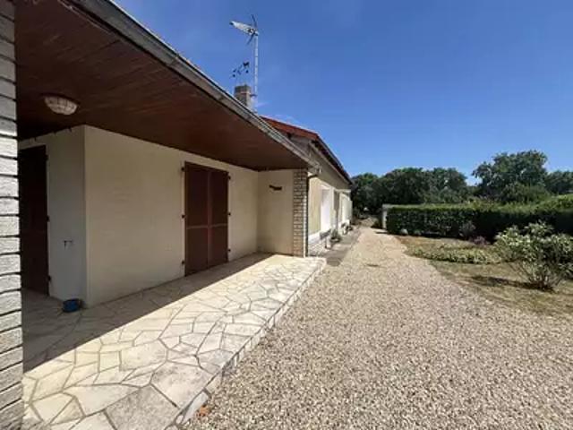 Maison vente à Confolens, Paizay-naudouin-embourie