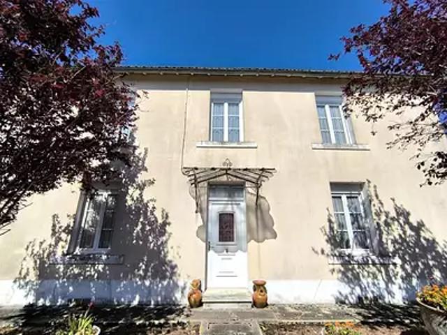 Maison vente à Confolens, Paizay-naudouin-embourie