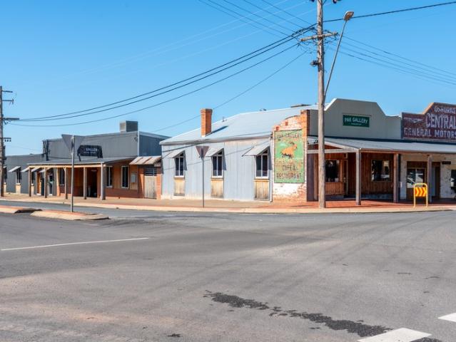 Retail for sale in Coolamon, Coolamon Shire Council