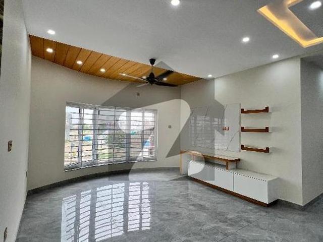 House for sale in Jhelum
